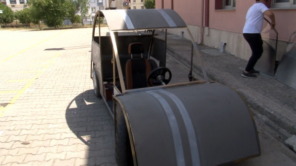 İstanbul'da liseli gençlerden yerli otomobil! Az enerjiyle uzun menzil - Resim: 1