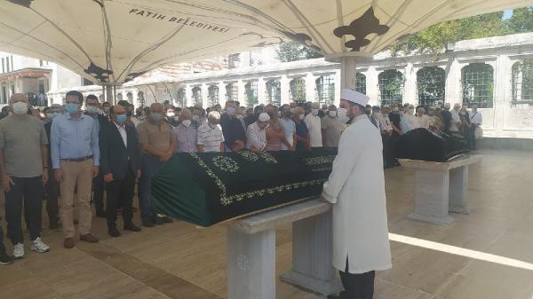 İstanbul'da tıp dünyasının acı kaybı! Kötü haberi alınca kalbi dayanamadı - Resim: 0