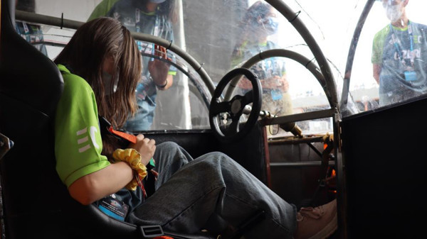 Kocaeli'de liseli kızlar elektrikli araç üretti! Erkekler getir götür yaptı - Resim: 3