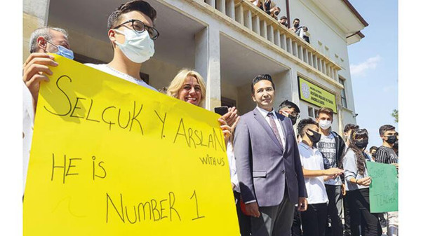 Ödül 1 milyon dolar! Ankara'daki öğretmen 8200 kişi arasından ilk 50'ye seçildi - Resim: 2