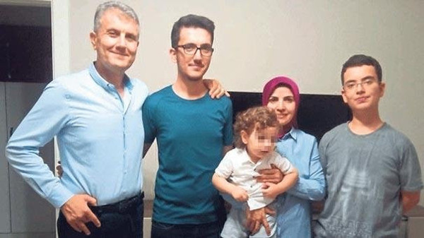 İzmir'de siyanürlü su içirip anne ve babasını öldürdü! Bakın ne ceza aldı - Resim: 0