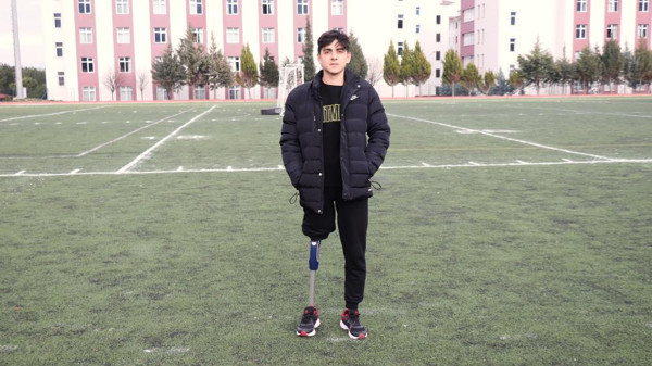 Denizli'de protez bacağıyla hayata tutundu! İcra takibiyle şok oldu: Paramı alamıyorum - Resim: 0