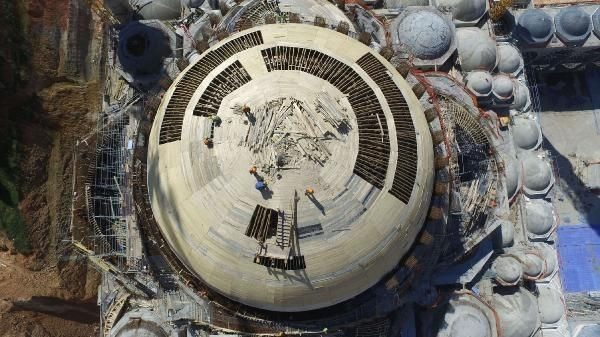 Çamlıca Camisi'nde dev kubbenin üstü kapatıldı  - Resim: 4