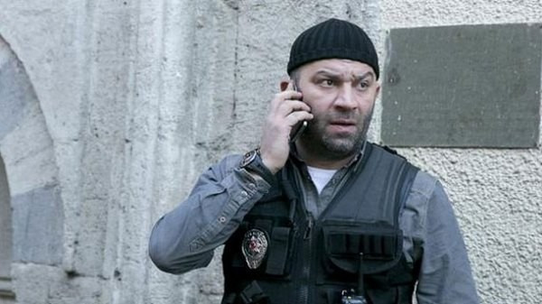 'Beni de kovun' demişti Arka Sokaklar'dan kovuldu mu? - Resim: 3