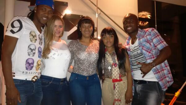 Trabzonsporlu Hugo Rodallega'dan evlilik bitirecek hata! - Resim: 1