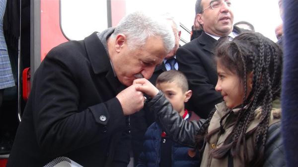 Ulaştırma Bakanı Arslan da o modaya uydu! - Resim: 4