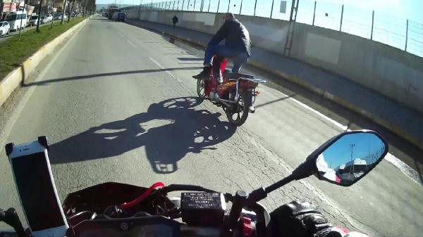 Öğretmene tekme atınca olay olmuştu: Yine iş başında! - Resim: 4