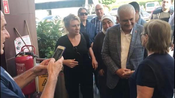 Binali Yıldırım'a Ankara yolunda sevgi seli - Resim: 1