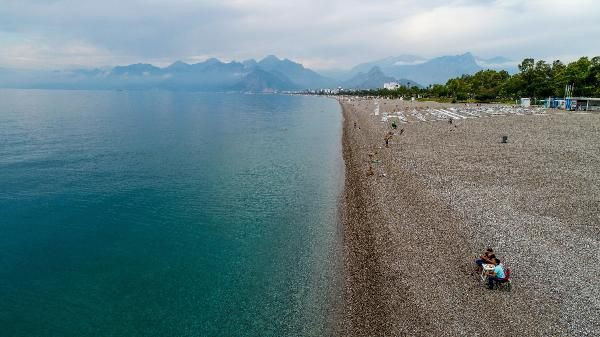 Deniz ve plaj yasağı kalktı! Sağlık Bakanlığı yeni plaj ve deniz kurallarını tek tek açıkladı - Resim: 1