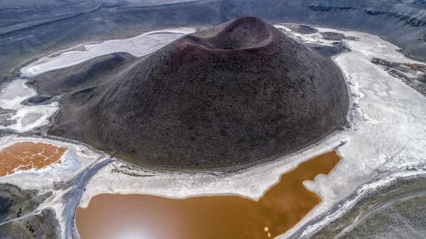 Dünyanın nazar boncuğu 'Meke Gölü' kurudu bir damla su kalmadı - Resim: 4