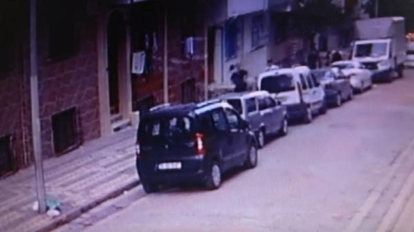 Sultangazi'de tacizciye dayak! Çekirdek bahanesi ile kandırdı - Resim: 1