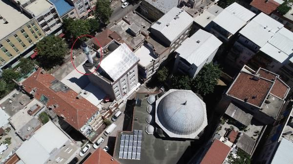 Bursa'da ezan sesi duyulmayınca caminin minaresini yüksek binanın çatısına yaptılar - Resim: 2