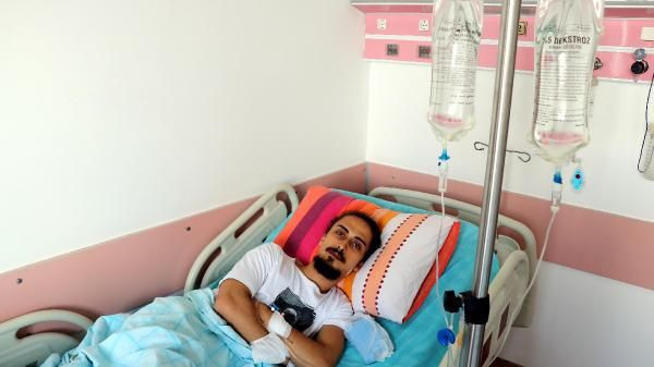 Zonguldak'ta akılalmaz olay! 'Bana da bir şarkı çal' diyerek tıp öğrencisini bu hale getirdiler - Resim: 4