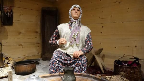 Evin baş köşesine oturttu! Trabzon'da yaptıklarını gören şaşırdı: Çok ağlayanlar gördüm - Resim: 4