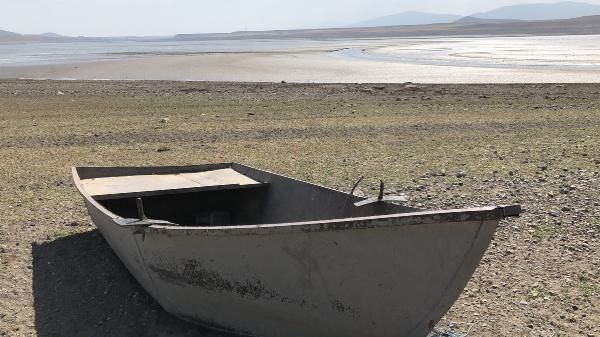 Sular çekilince korkutan görüntü ortaya çıktı: Bu yıl ilk defa... - Resim: 3