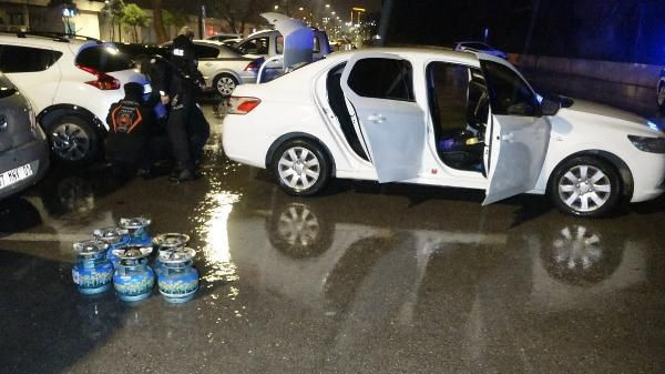 Olay yeri Antalya! Otomobiline koyduğu 6 piknik tüpü ile intihara kalkıştı - Resim: 3