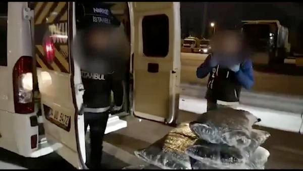 İçişleri Bakanı Süleyman Soylu açıkladı 2 ton ele geçirildi - Resim: 0