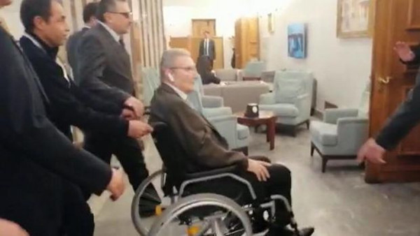 Deniz Baykal TBMM'de yemin etti işte o görüntüler - Resim: 2