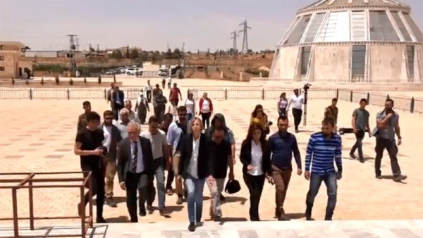 Fransa'dan terör örgütü YPG karargahına resmi ziyaret - Resim: 0