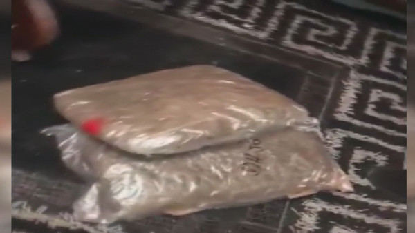 Yer Gaziosmanpaşa! Uyuşturucu operasyonu kameralarda - Resim: 0