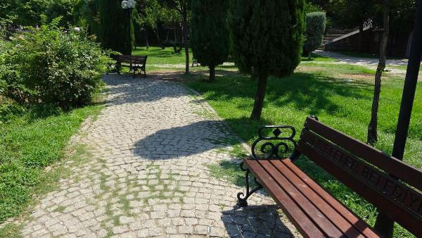 Arkadaşlık yaptığı kız arkadaşını başkasıyla görünce dehşet saçtı: 2 ölü - Resim: 1