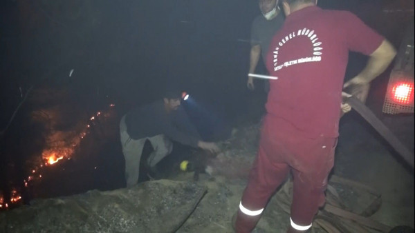 Hatay’da 25 farklı noktada orman yangını - Resim: 0