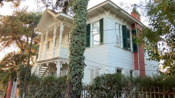 Cesedi bulunan İngiliz ajanının Adli Tıp raporu: Darp izine rastlanmadı - Resim: 1