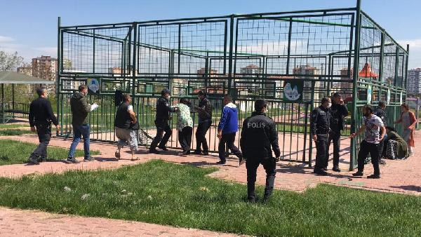 2 çocuk babası adam basketbol sahasında kendini asarak intihar etti - Resim: 1