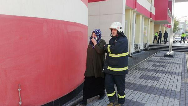 Düzce Valiliği'nde korkutan patlama! Sebebi belli oldu - Resim: 0