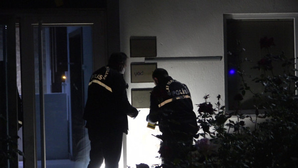 Denizli'de gece yarısı hareketli dakikalar! Kurşun yağmuruna tuttular - Resim: 0