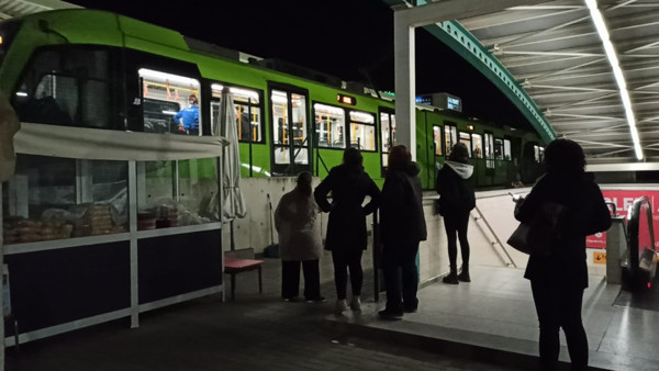 Bursa'da polis alarma geçti kent ayağa kalktı! Kayıp kızlar bakın nerede bulundu - Resim: 2