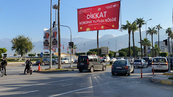 Hatay'da vakalar patladı! Cadde ve sokaklara asılan afişler korkuttu - Resim: 0