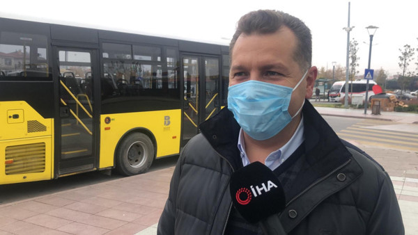 Balıkesir'de durakta şaşırtan yolcu! Tanıyan şaşkına döndü - Resim: 1