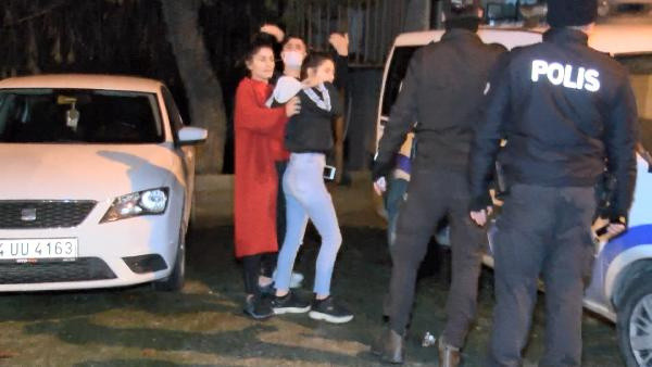 Kısıtlamada uyuşturucuyla yakalandılar; gazetecilere küfür edip tehdit ettiler - Resim: 0