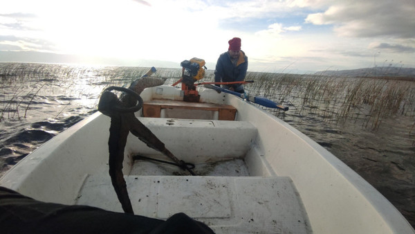 Bursa'da İznik Gölü’nde teknesini deldi! Gördüğü manzara karşısında şok oldu - Resim: 0