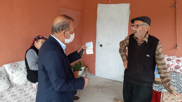 Osmaniye'de aracının arkasına yazdırdığı ilan görenleri şaşkına çevirdi! Alkışlanacak hareket - Resim: 1