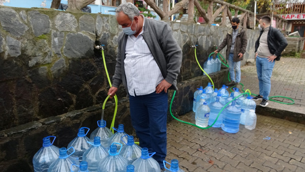 Bursa'da fiyatı duyan akın etti! Kilometrelerce kuyruk oluşturdular - Resim: 0