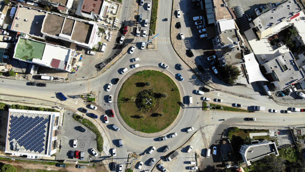 Muğla'da kilometrelerce kuyruk oluştu şehirde trafik kilitlendi - Resim: 0
