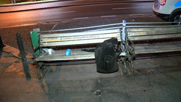 Beşiktaş'ta denize atlayan kişi kayboldu! Geride kıyafetleri kaldı - Resim: 0