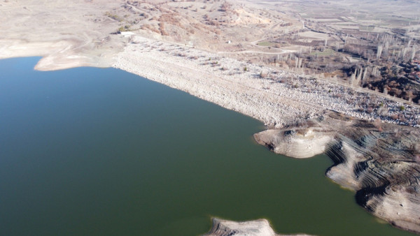 Çorum'da tarihin en ciddi kuraklığı yaşanıyor! Tehlike çanları çalıyor - Resim: 0