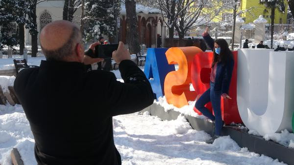 Fotoğraf çekip paylaşanlar dikkat başınız yanabilir! Ciddi cezalar alabilirsiniz - Resim: 1