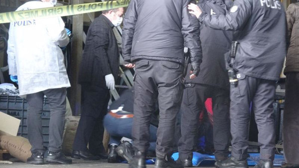 Bursa'da 40 yaşındaki işçi feci şekilde can verdi - Resim: 0