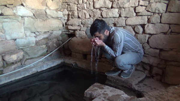 Siirt'te vücutlarına sürüp sıcak suyla yıkanıyorlar! Sebebi bakın ne - Resim: 0