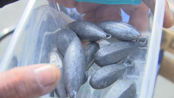 İstanbul Boğazı'nda kurşun tehlikesi! Boğazın dibi balıkçı kurşunlarıyla dolu - Resim: 0