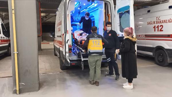 Sosyal medyadan yayın yapacaktı! 15 yaşındaki kız babasının silahıyla kendini vurdu - Resim: 0