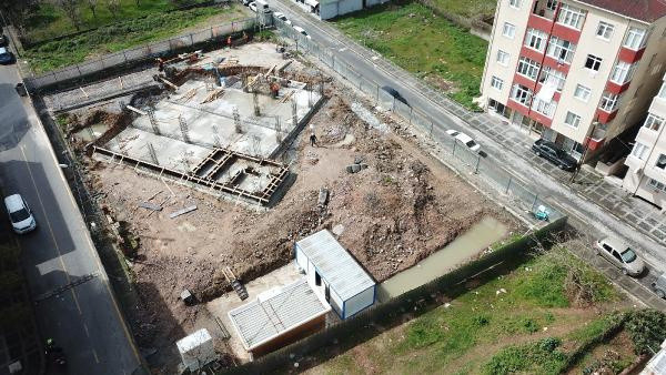 İstanbul'da toprağın altından çıktı işçiler panikledi! Ekipler alarma geçti - Resim: 1