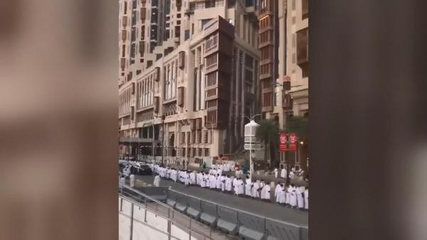 Kabe’de Ramazan hazırlığı! Günde 10 defa dezenfektan ile temizlenecek - Resim: 0