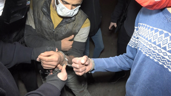 Çöpte buldular! Bursa'da şakanın sonu kötü bitti polisler kurtardı - Resim: 0