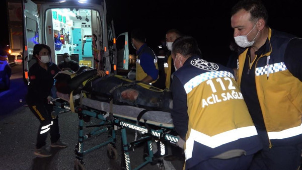 Kırıkkale'de feci kaza! Kamyon ile kamyonet çarpıştı: Ölü ve yaralılar var - Resim: 1