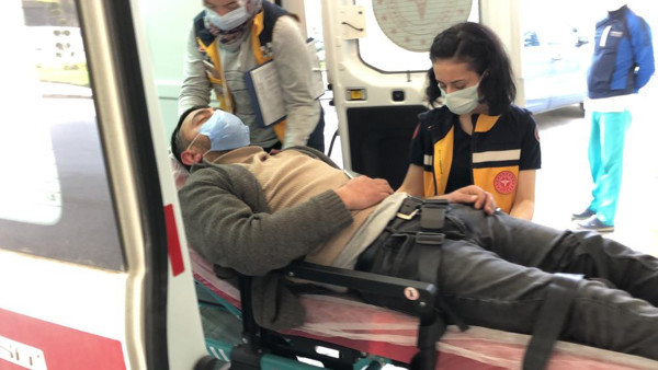 Kocaeli'de kendini öldürmek için karnına bıçak sapladı! Sebebi ise... - Resim: 0